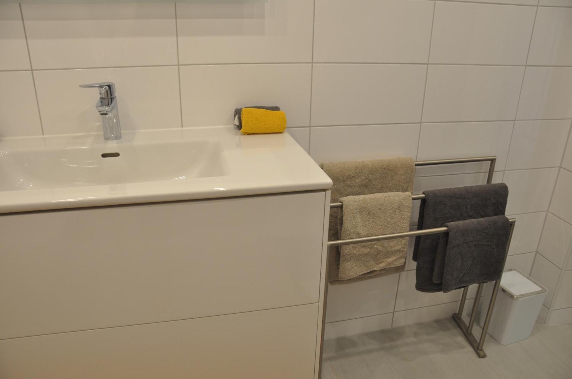 2-Zimmer Wohnung Mit Terrasse, Fernblick, Natur, Ruhig - Marburg Exteriör bild