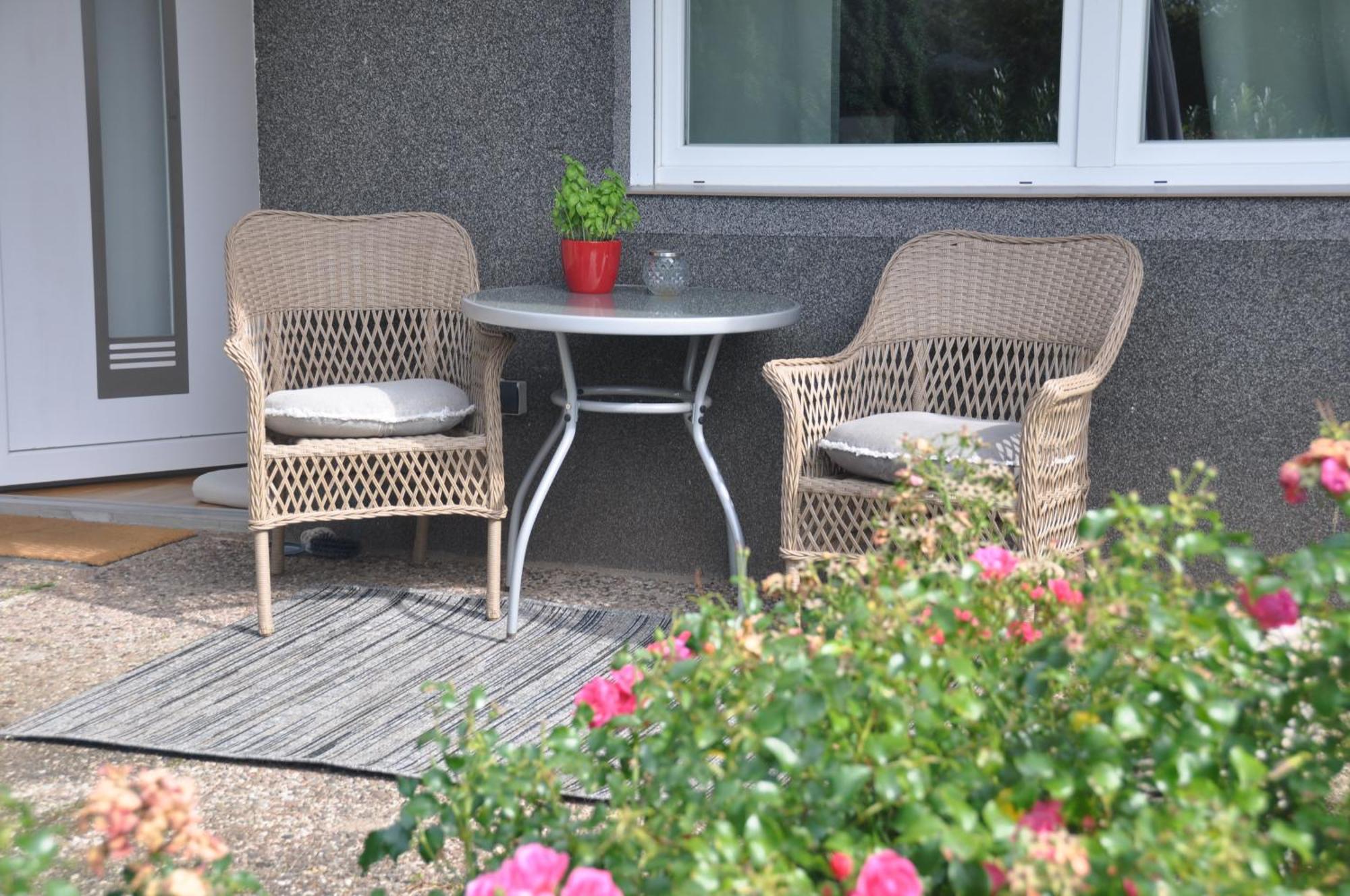 2-Zimmer Wohnung Mit Terrasse, Fernblick, Natur, Ruhig - Marburg Exteriör bild